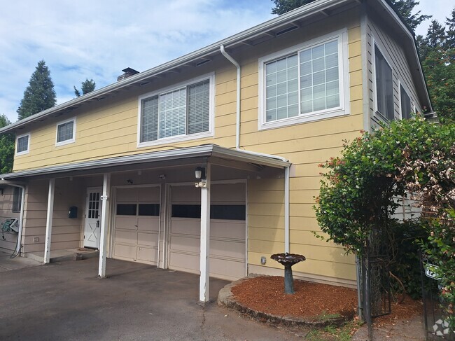 Building Photo - 410 NE 61st Ave