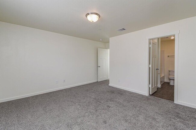 Building Photo - 21155 Gosling Rd