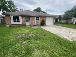 Building Photo - 3306 Trail Lake Dr