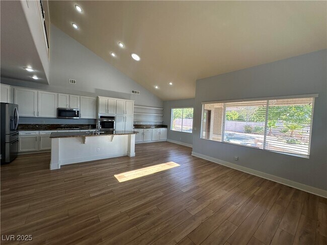 Building Photo - 8908 Sheep Ranch Ct