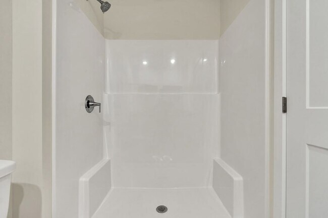 Building Photo - 576 Fox Den Cir