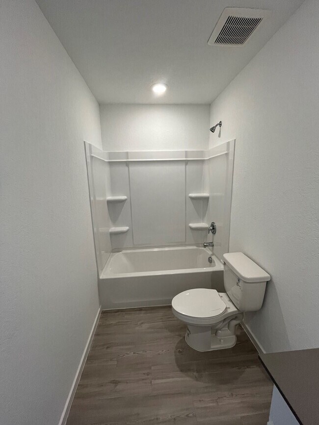 Building Photo - 1209 Moraine Pl