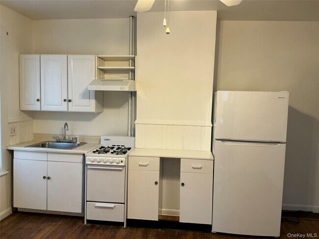 Building Photo - 45 Fulton Ave