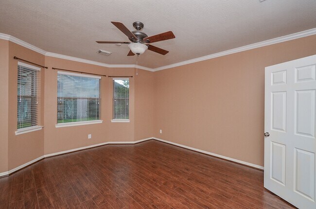 Building Photo - 4019 Jade Cove Ln