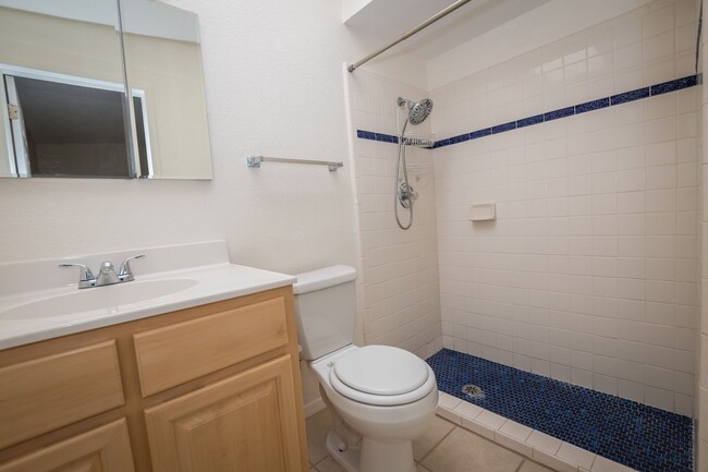 Building Photo - Updated and Charming 3 Bedroom, 2 Bath Hom...