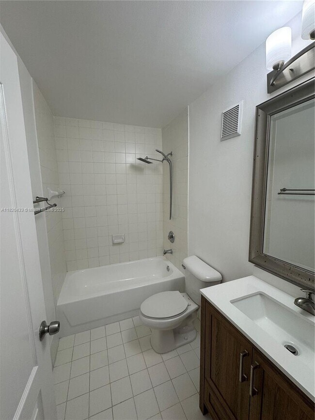 Building Photo - 7080 NW 177th St