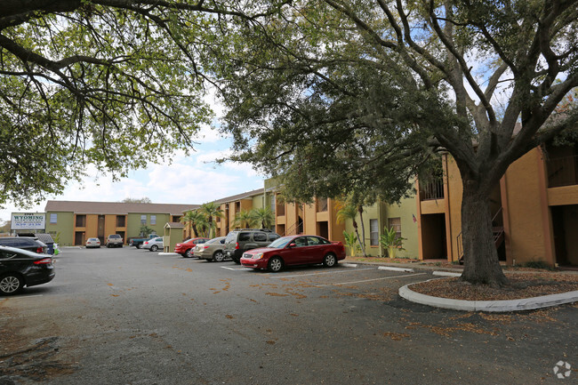 Building Photo - Wyoming Apartments