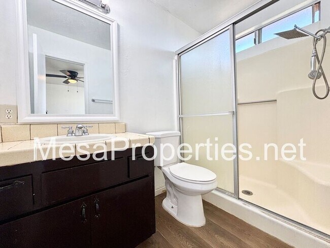 Building Photo - 16142 Orange St