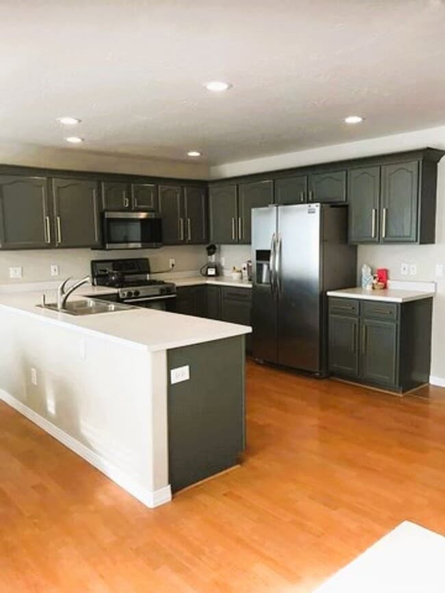 Building Photo - 5820 Sagebrook Dr