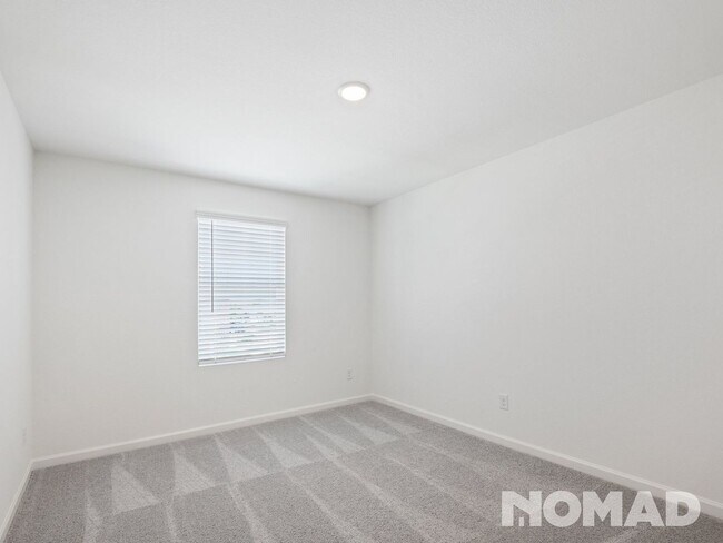 Building Photo - 4 Bedroom Single Family Home in Crowley