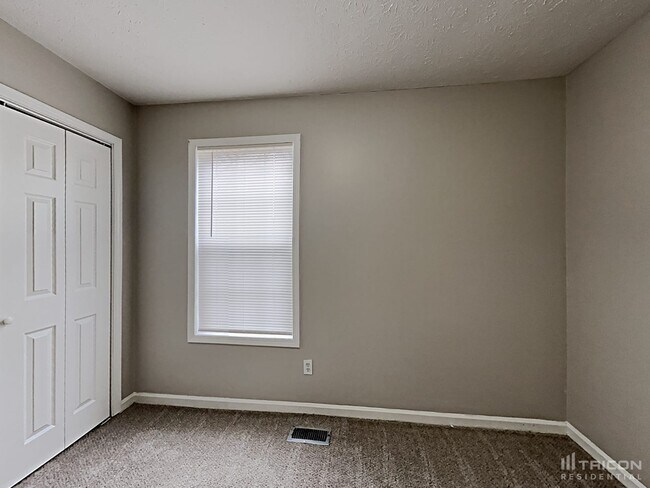 Building Photo - 476 Hale Haven Dr