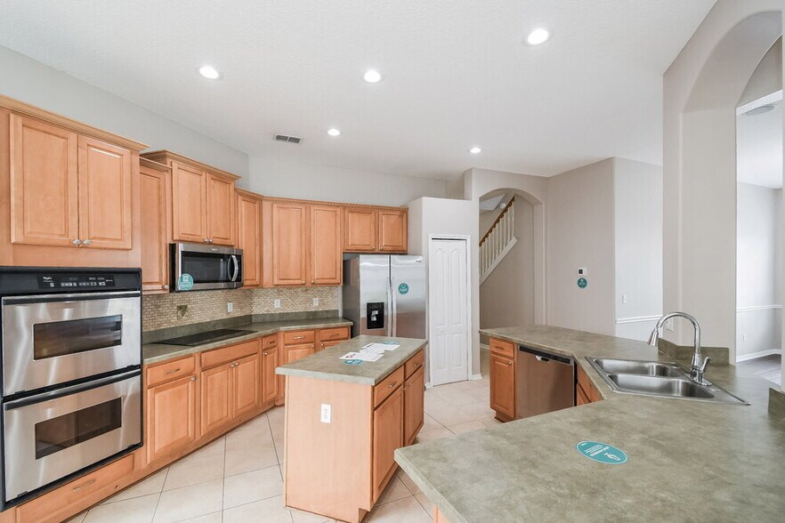 Building Photo - 3285 Highland Mill Ln