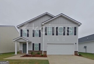 Building Photo - 112 Rock Run Trl