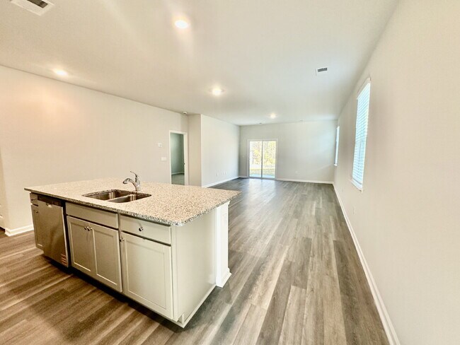 Building Photo - Beautiful New Four Bedroom Home in the Retreat at East Argent!