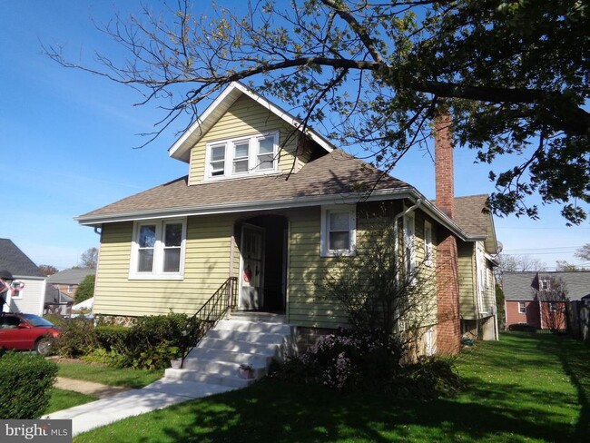 Primary Photo - 2800 Linwood Ave