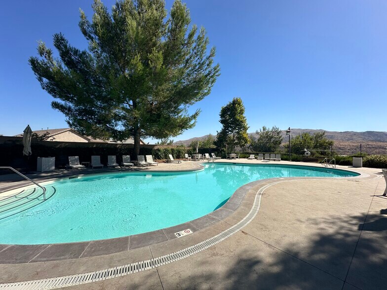 Community Pool - 25201 Lemongrass St