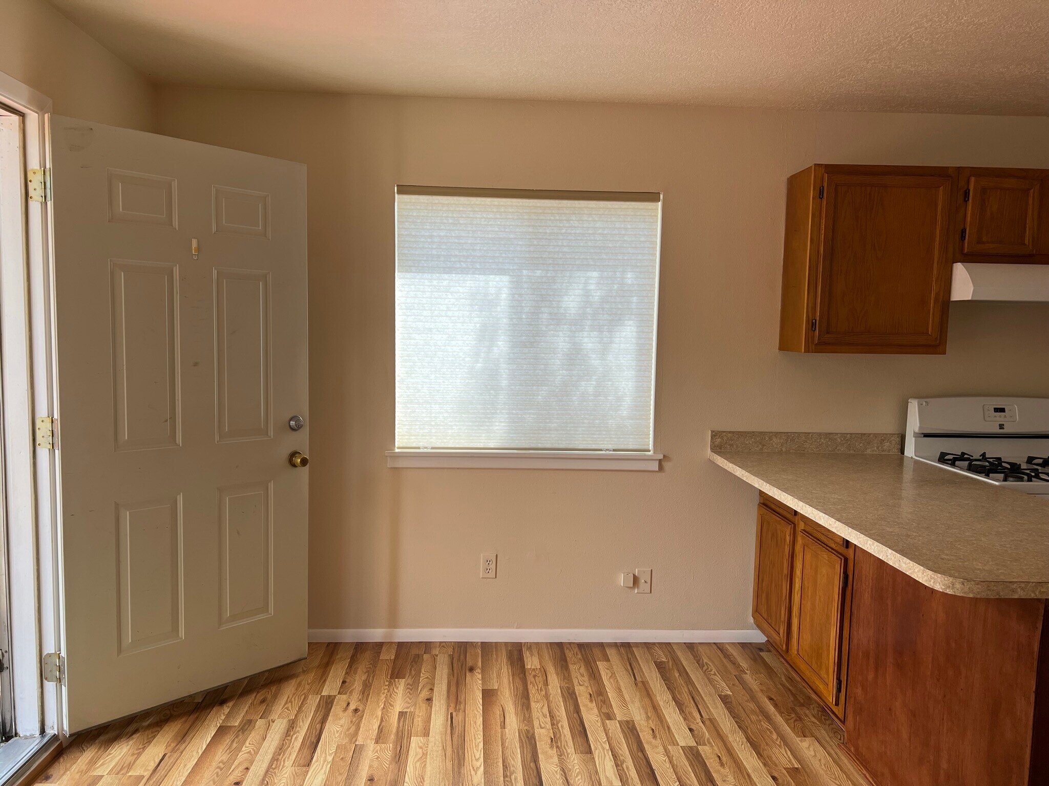 Living room/kitchen - 245 Rosario Blvd