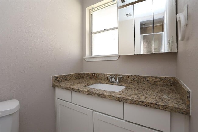 Building Photo - 9707 Fonville Dr