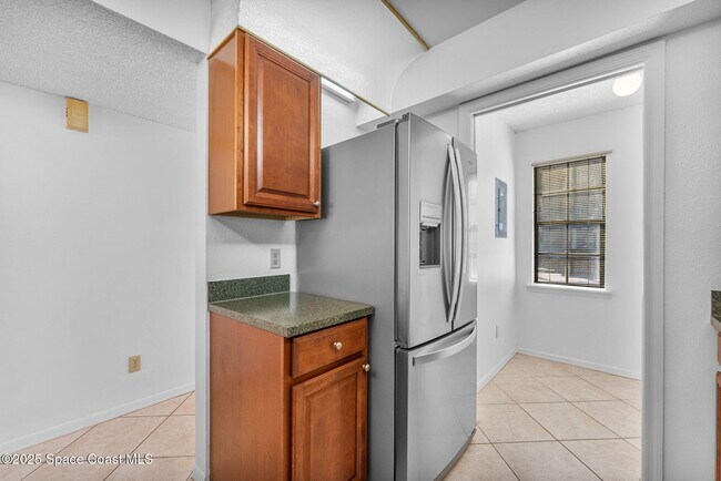 Building Photo - 1725 Harrison St