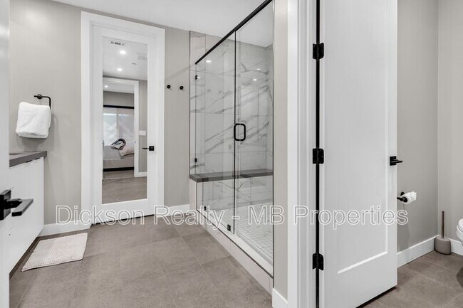 Building Photo - 76 Caballada St