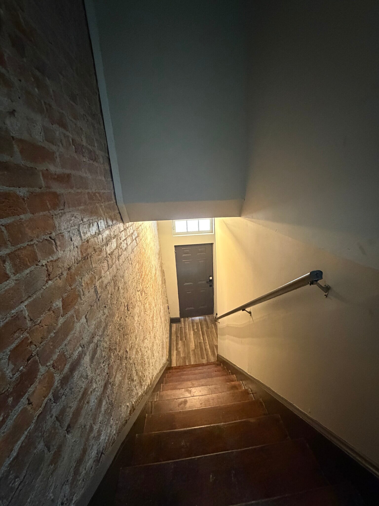 Building Photo - 2201 Kemper Ln