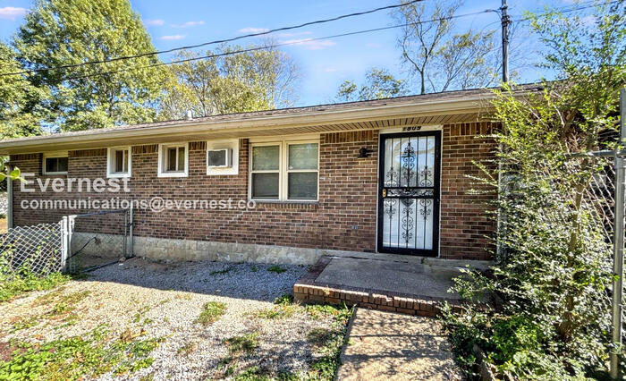 Primary Photo - 1809 N Hawthorne St