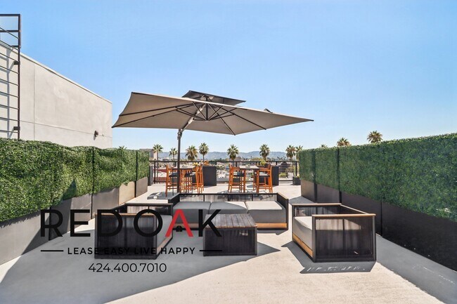 Building Photo - 14526 Kittridge St