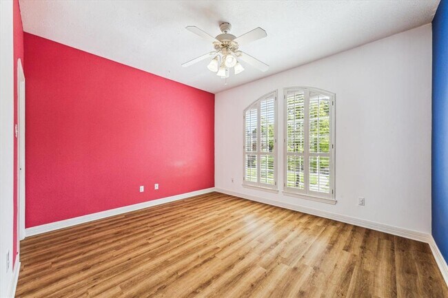 Building Photo - 4115 Crimson Oak Ct