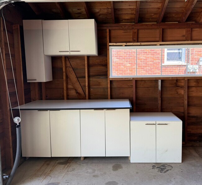 Building Photo - 30389 Hathaway