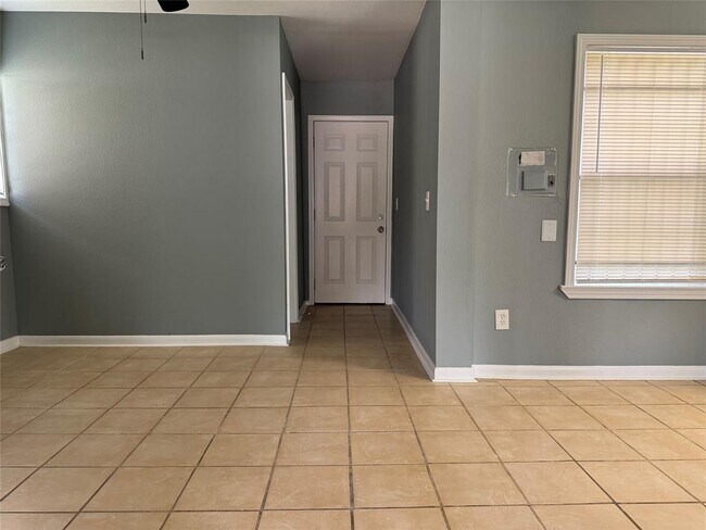Building Photo - 3811 Florinda St
