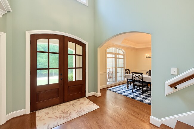 Building Photo - Luxurious 4BD, 3.5BA North Raleigh Home on...