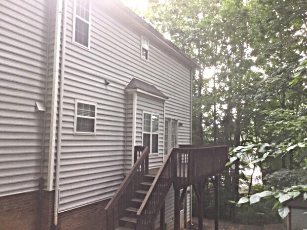 Building Photo - 115 Wembly Ct