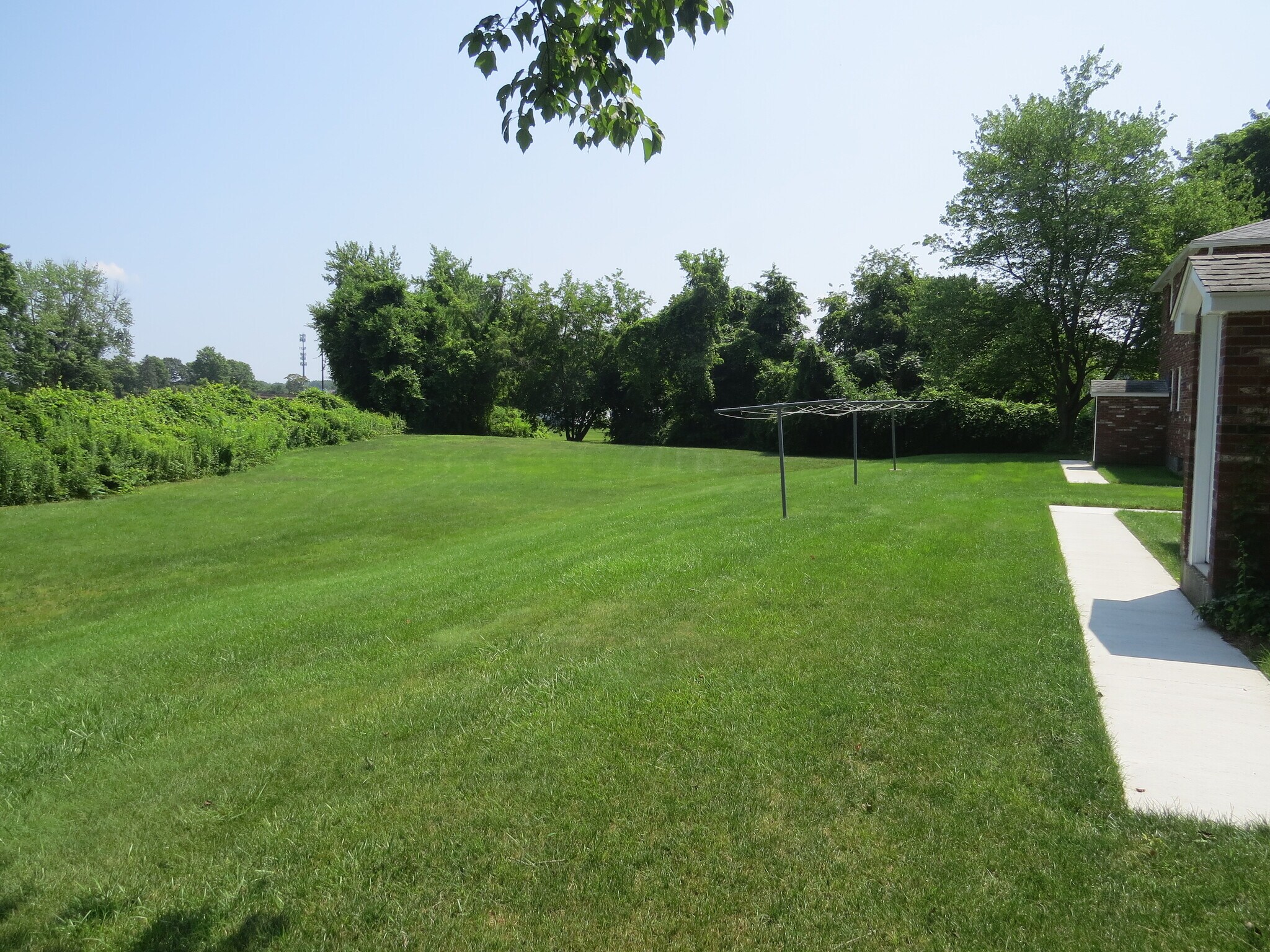 Building Photo - 469 Corey St