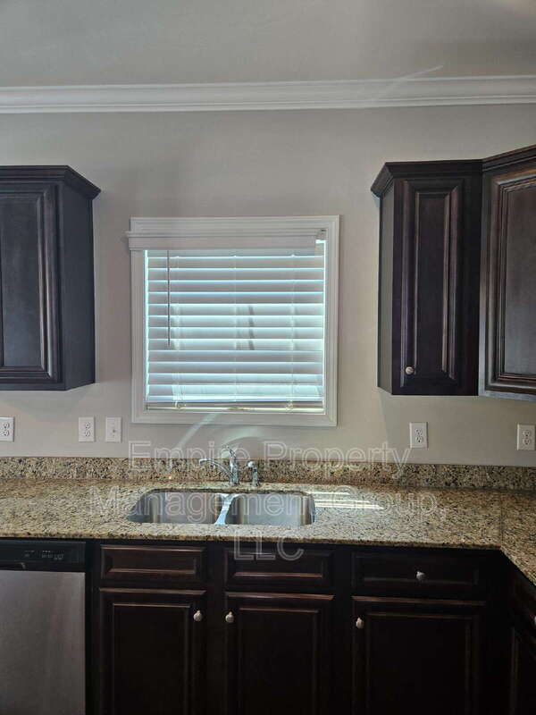 Building Photo - 21 Apple Tree Ct.