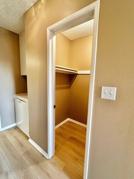 walk in closet - 125 S Sierra Madre Blvd