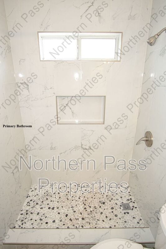 Building Photo - 4020 Tierra Inez Pl