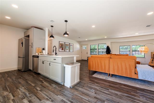 Building Photo - 3704 Strayhorn Dr