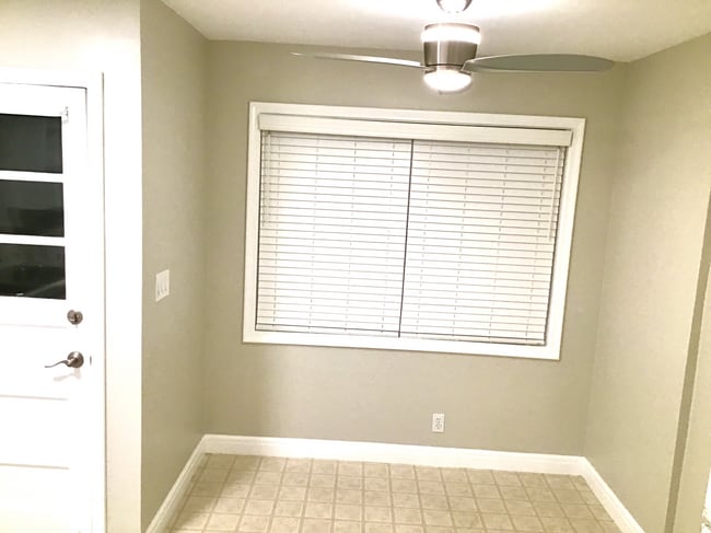 Building Photo - 1242 E Sherman Ave