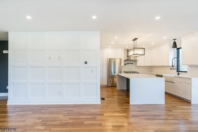 Building Photo - 76 Burnet Rd