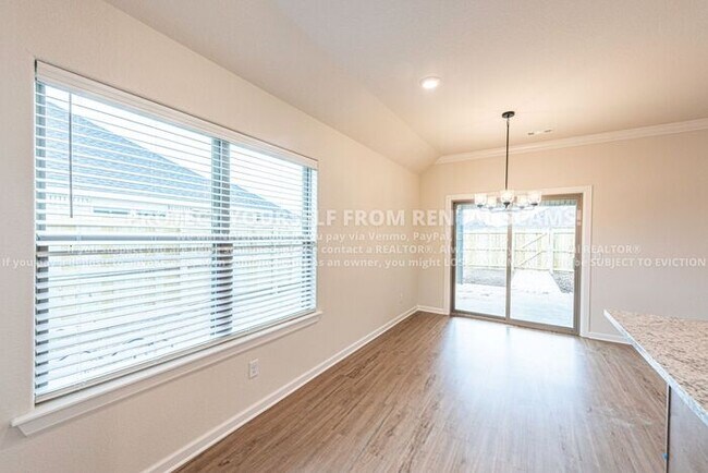 Building Photo - 142 N Broyles Rd