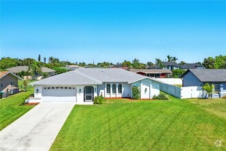 Building Photo - 2039 Coral Point Dr
