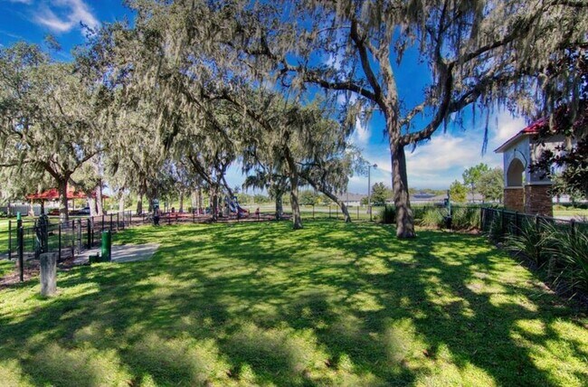 Building Photo - 2942 Fieldwood Cir