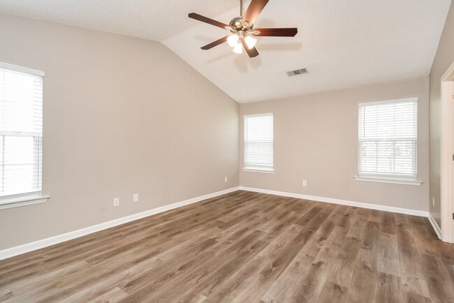 Building Photo - 3033 Sable Run Rd