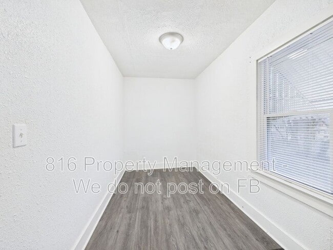 Building Photo - 1513 Rowland Ave