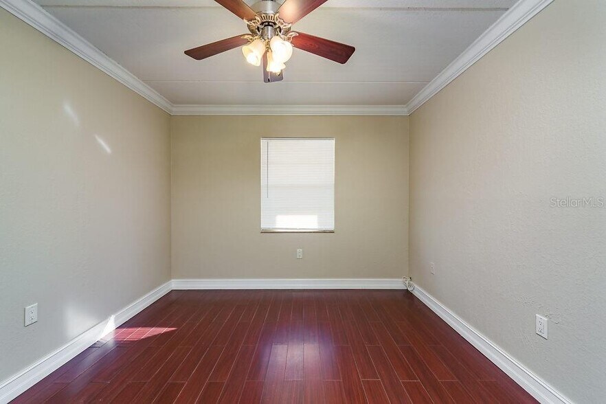 Building Photo - 5221 Bayshore Blvd