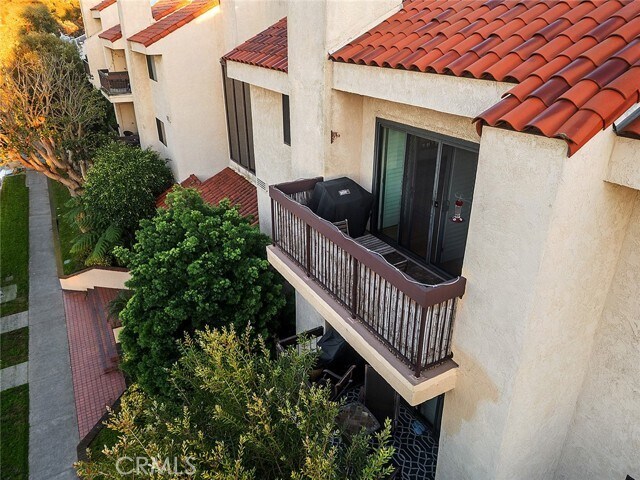 Building Photo - 8180 Manitoba St