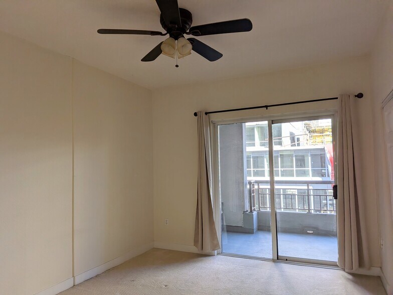 Building Photo - 1240 India St