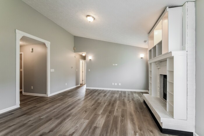 Building Photo - 11318 Kristen Ln