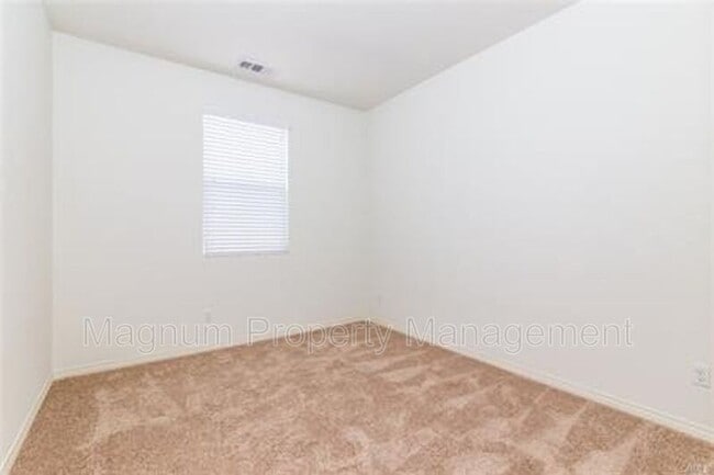 Building Photo - 40347 Calle Real