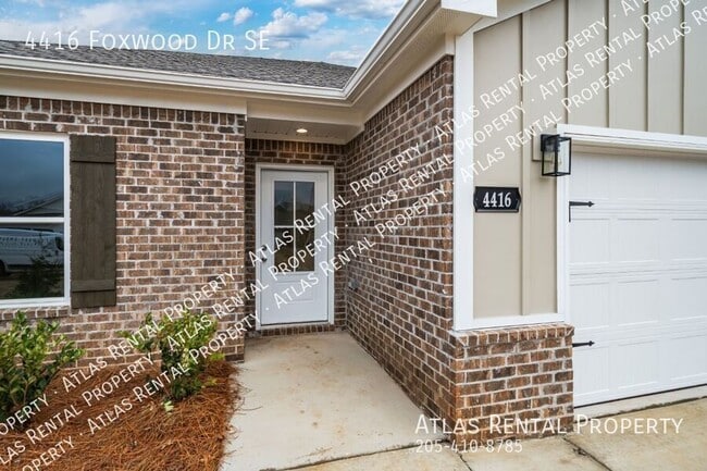 Building Photo - 4416 Foxwood Dr SE